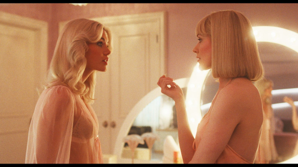 Hayes Warner as Debbie Schaffer Evan Rachel Wood as Liz Schaffer in FX's The Shards  Don't You Want Me  Season 1 Episode 2.